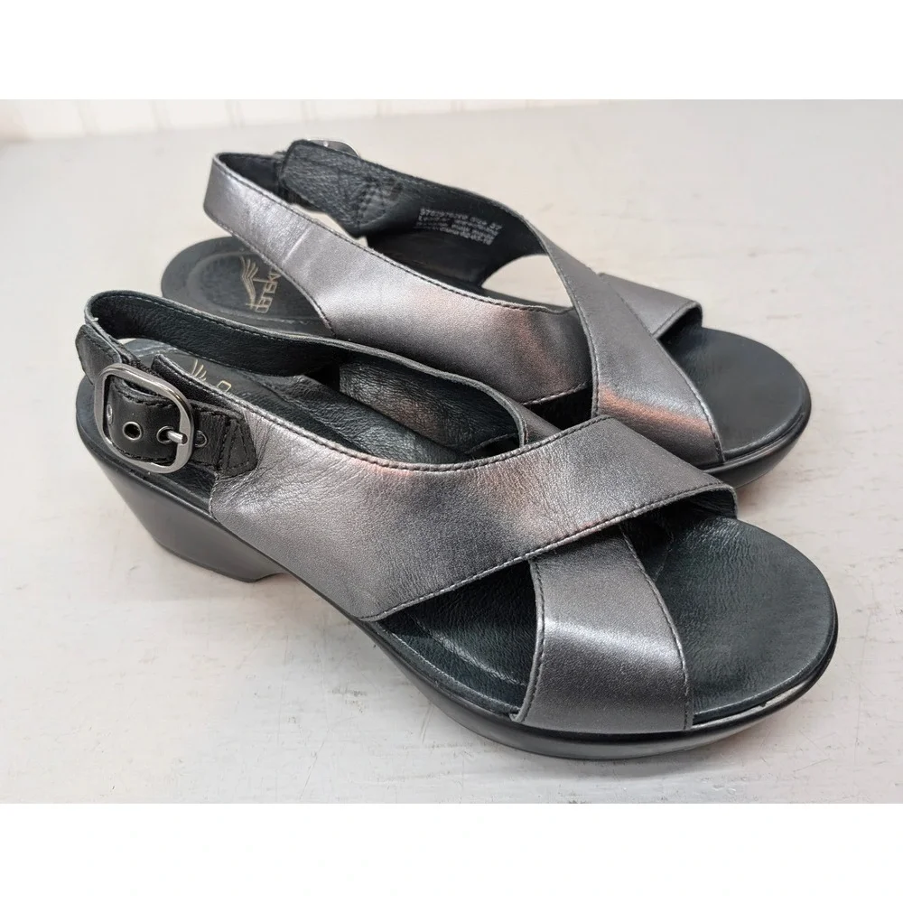 Dansko Jacinda Pewter Silver Criss Cross Sandal Indie Tailored Preppy Size 37 EU